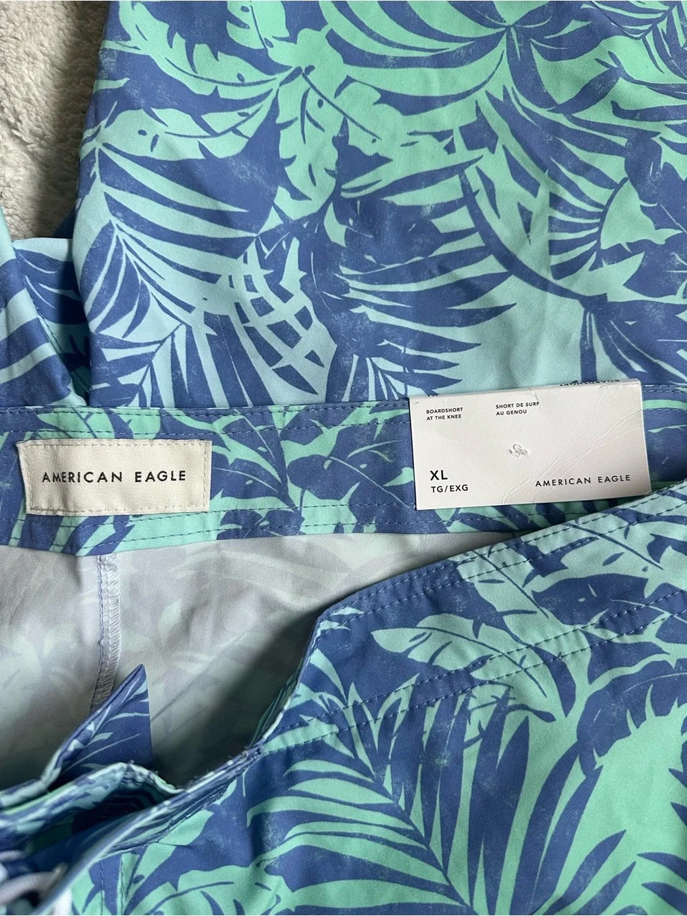 American Eagle | Blue and Green Palm Tree Print Boardshorts | Size Extra Large